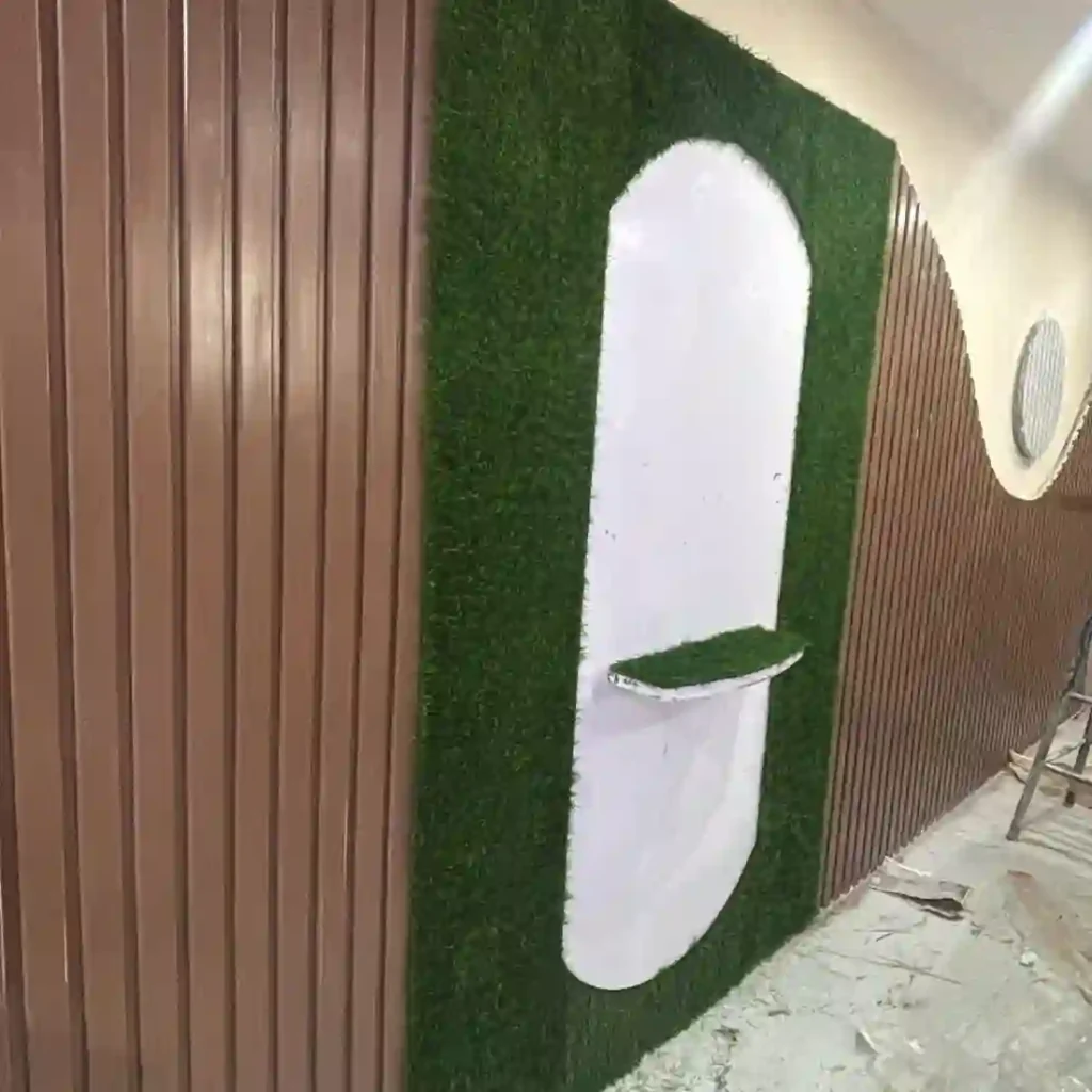 Synthetic and Plastic Green Grass in Bangalore, Artificial Vertical Garden Bangalore